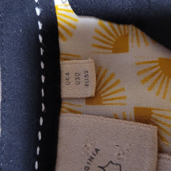 Anthropologie Button Down Drapey Top Ladies Size 0 - Picture 9 of 12